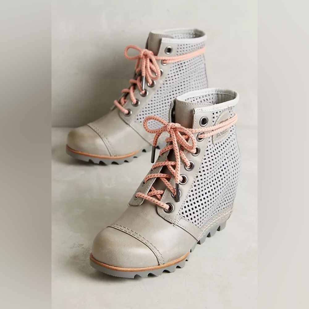 Sorel 1964 Premium Wedge || Rare Perforated Lace Wedge